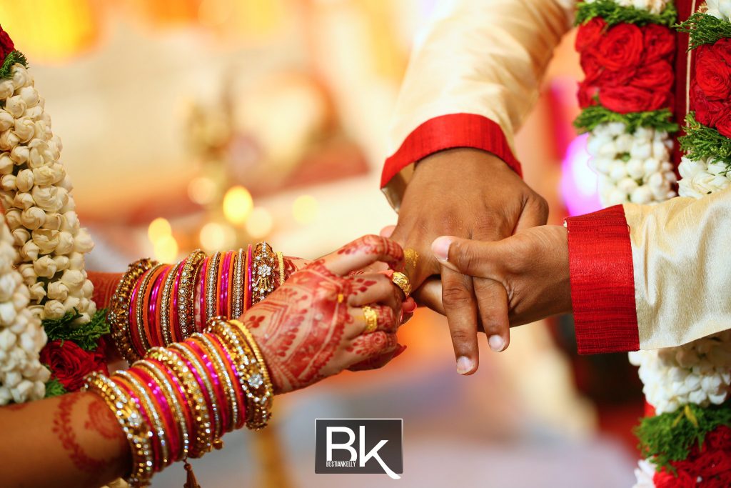 indian engagement, exchange ring, exchange ring precaution, take note, the correct way to exchange ring