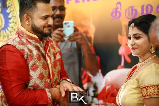 sri muniswarar temple perai penang, perai penang, penang, jalan baru penang, sri muniswarar, jalan sungai dua, rom, pendaftaran perkahwinan, registration of marriage, bestiankelly, professional wedding photographer, indian wedding photographer, famous wedding photographer, top wedding photographer, exchanging wedding ring, exchanging engagement ring, family photo, group photo, having fun, casual candids, couple portraits, releasing pigeon, white pigeon , officially husband and wife, cake cutting, moments, signing moment, blessing from family, ring exchange, engagement ring